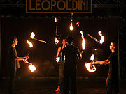 Feuerperformance im Circus Leopoldini