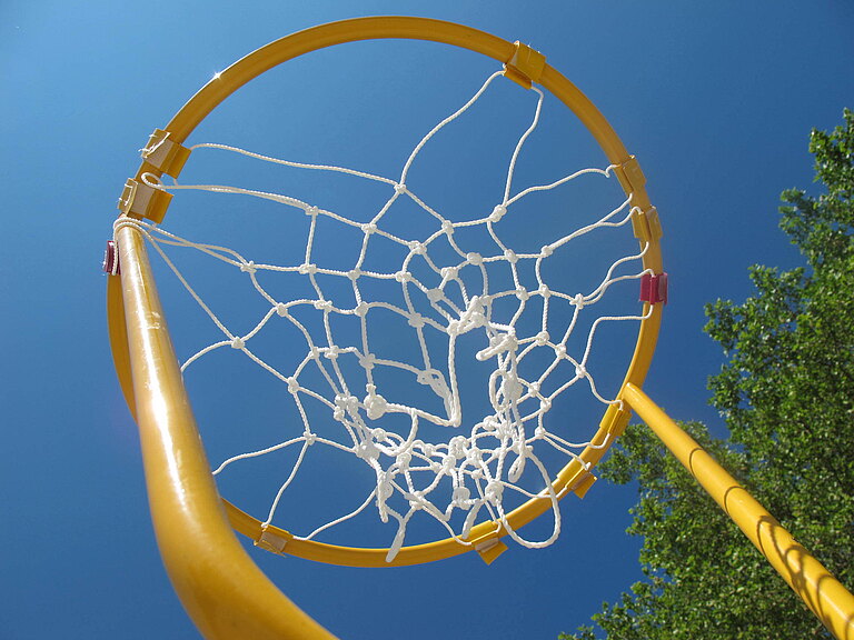 Ein Basketballkorb 